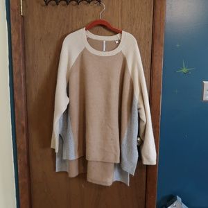 Hi/Low Hem Heavy Sweater